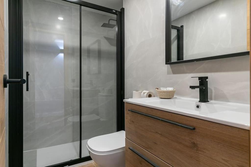 Nice New Duplex In Front Of Palacio Vistaalegre Madrid Exteriör bild